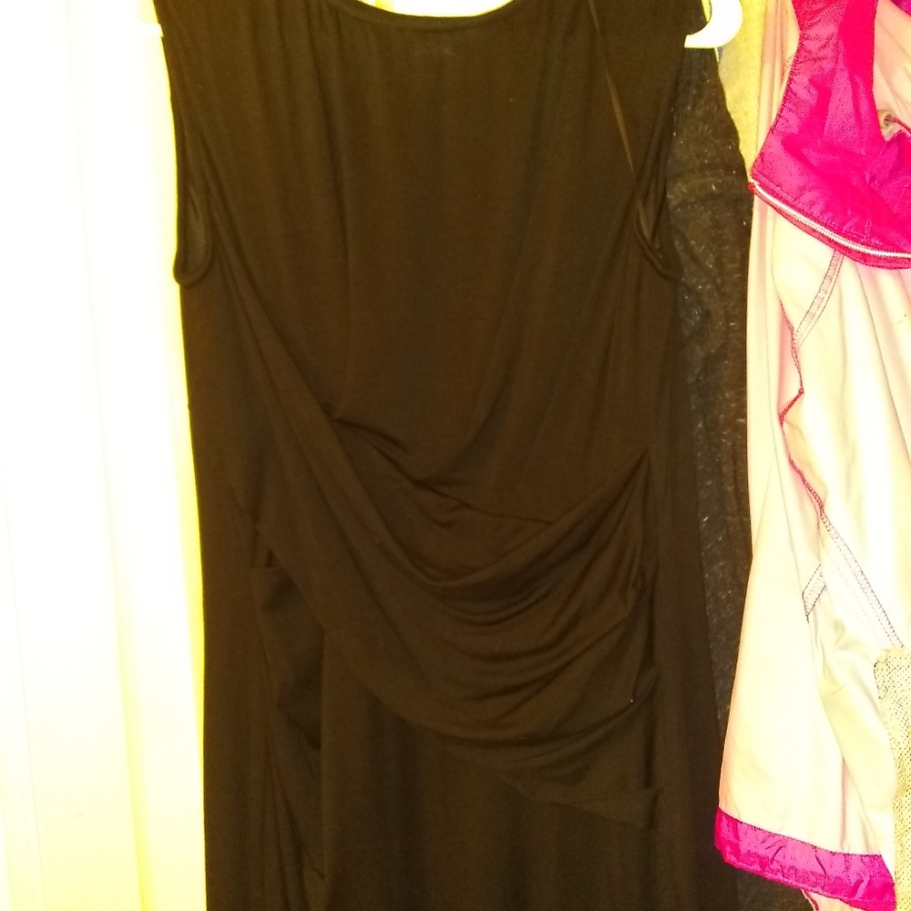 Dress - Picture 3 of 4